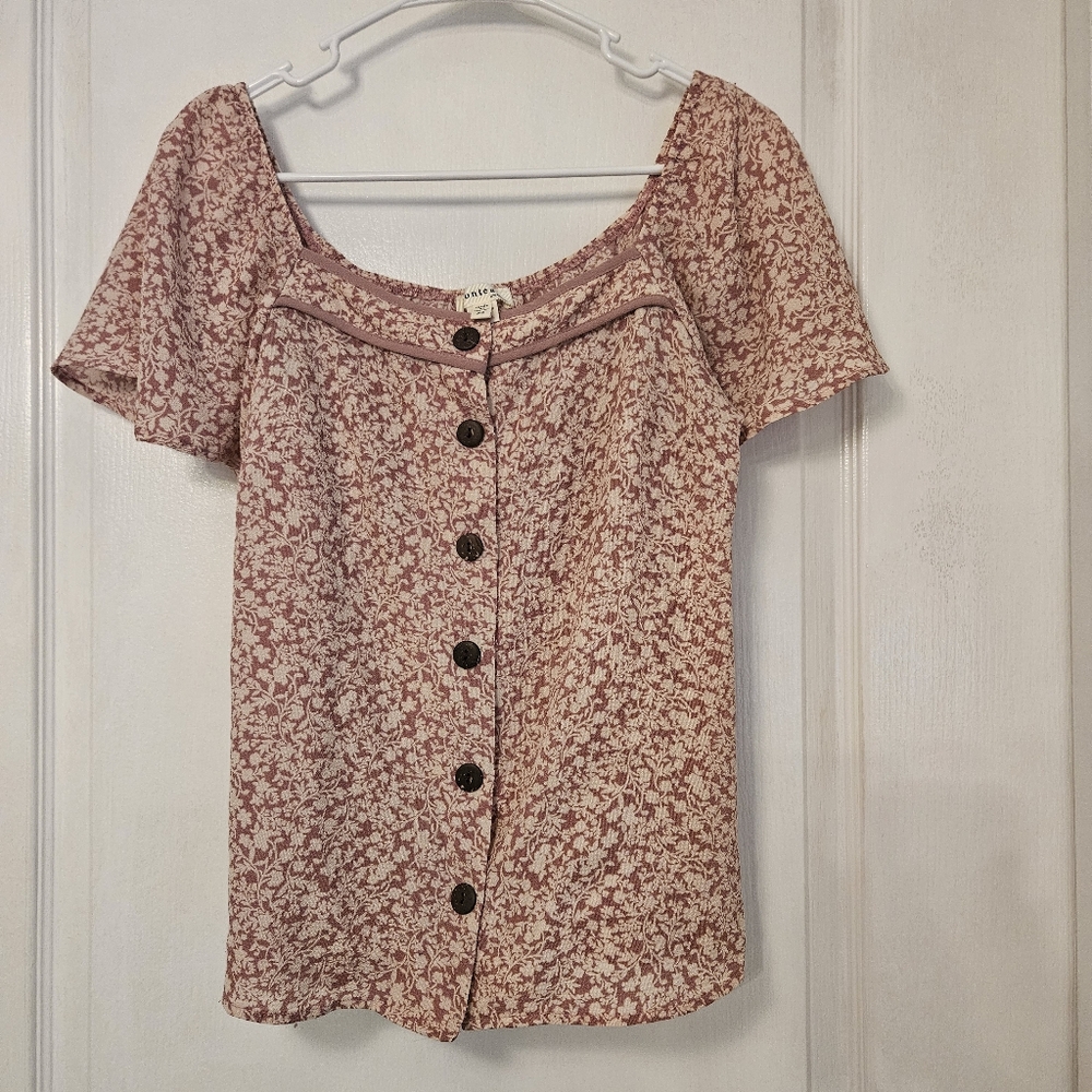 Monteau size Medium M Floral white and pink button down top
